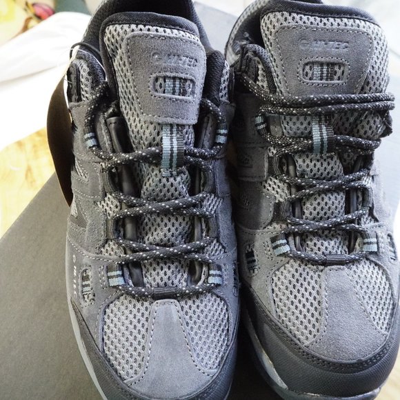 HI-Tec Low Hiker Gray New \